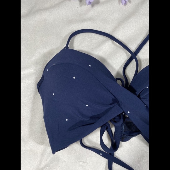 NWD $114‎ Robin Piccone Jennie Twist Bikini Top in Navy [ SZ Small ] - Picture 6 of 12